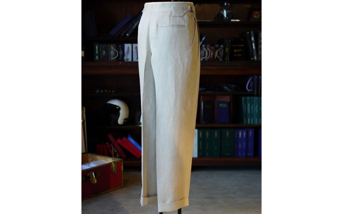 How wide should trousers be?