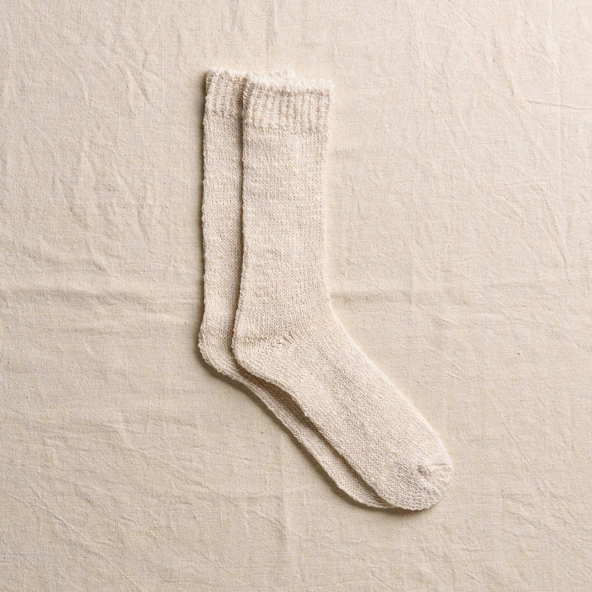 Organic Cotton Linen Low Gauge Plain Socks - White