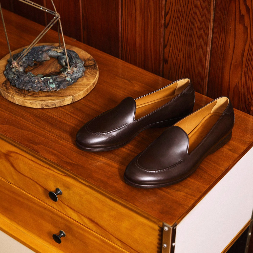 Top-down view of August Special Augie Type-S Loafer in espresso calf leather, showcasing sleek design and polished finish.