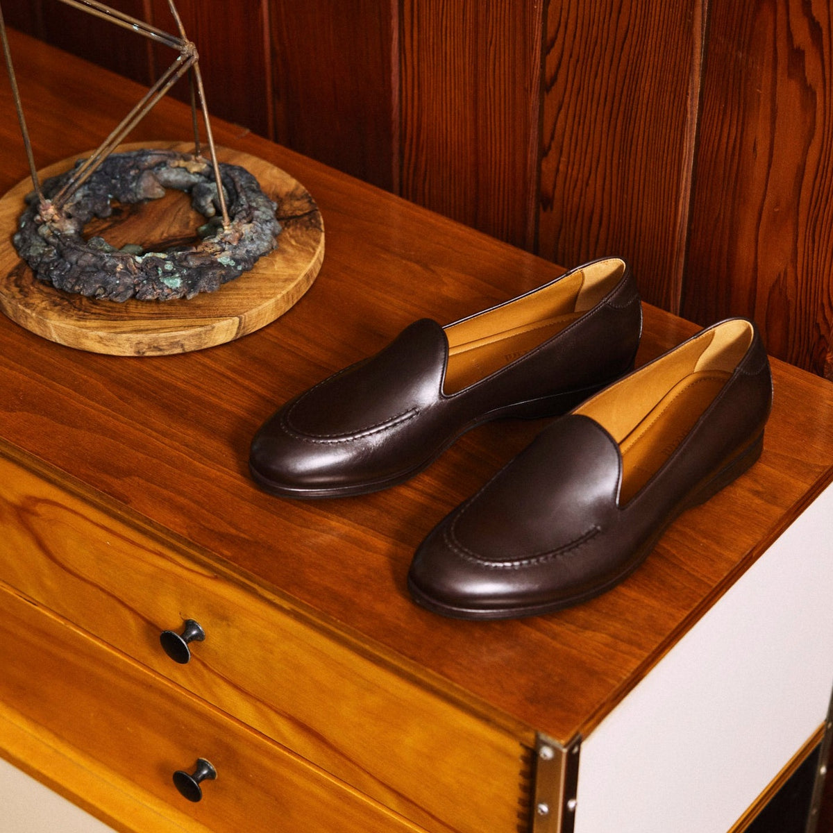 Top-down view of August Special Augie Type-S Loafer in espresso calf leather, showcasing sleek design and polished finish.