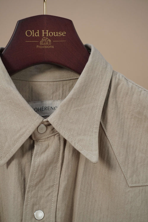 Cohérence AbiQUIU Western shirt in ivory linen and cotton with chevron pattern, button-up style, casual Western clothing.