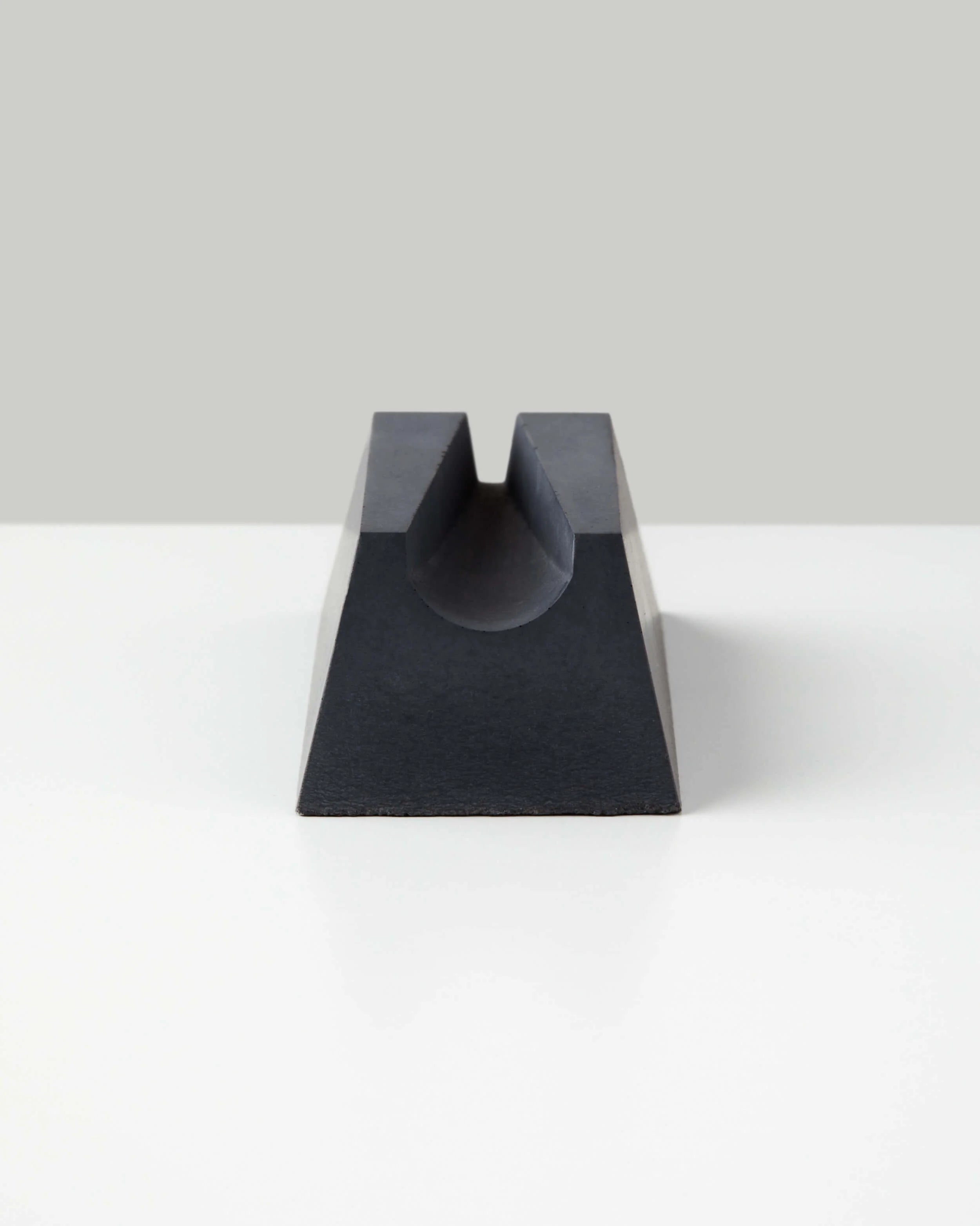 Desk Knife Plinth