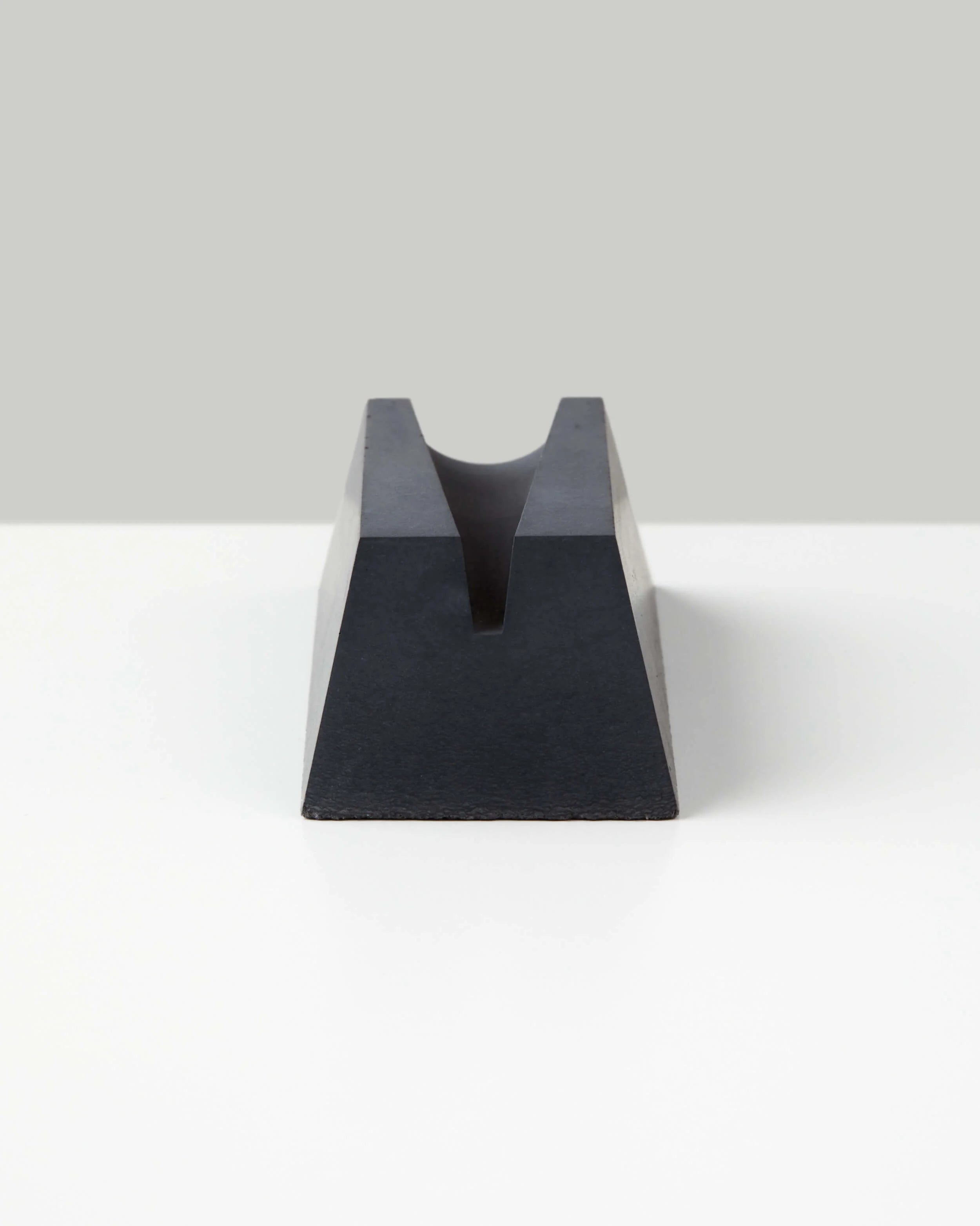 Desk Knife Plinth