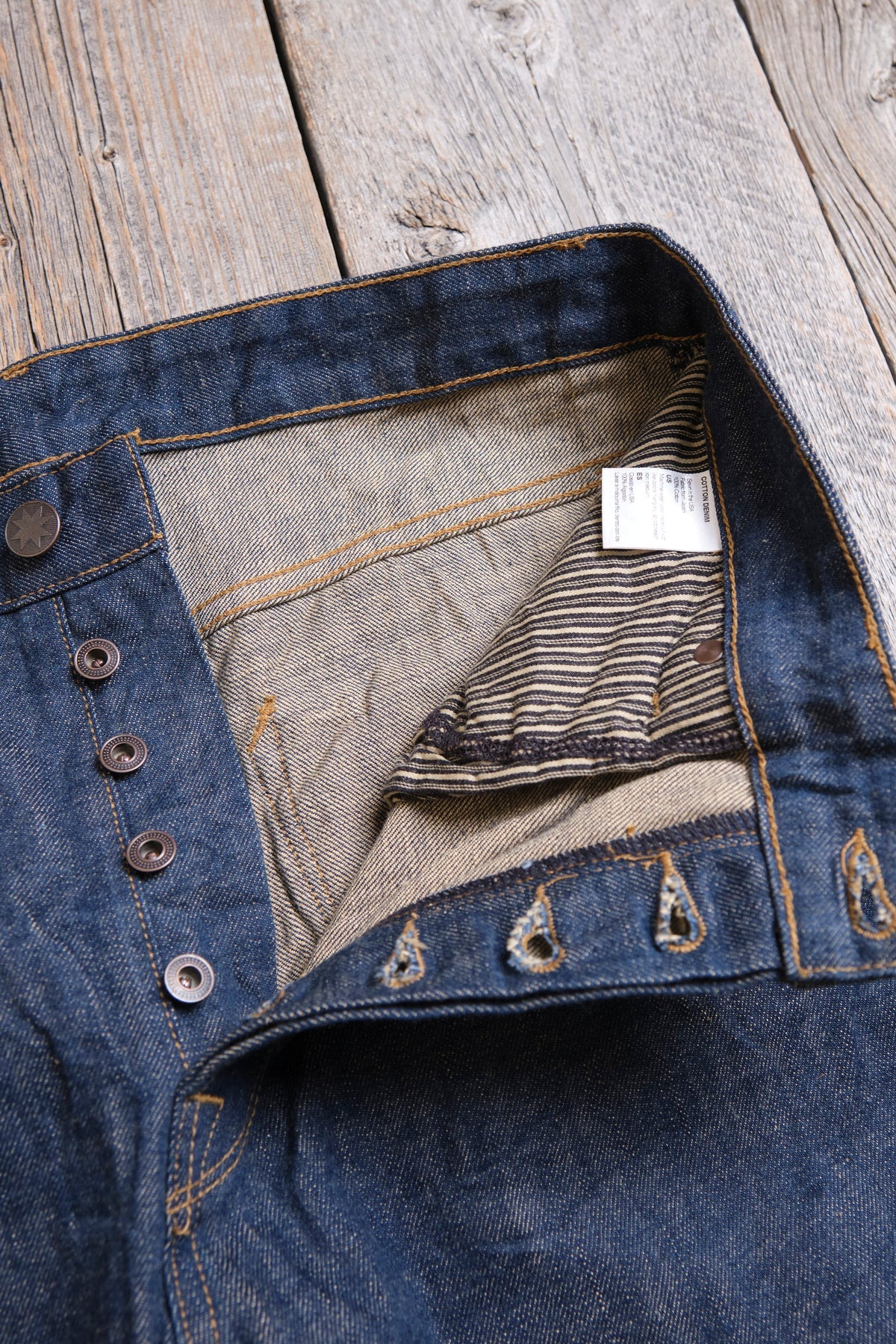 Freenote Belford Straight 13 oz rinsed denim jeans, front view showing classic straight-leg fit and dark blue wash.