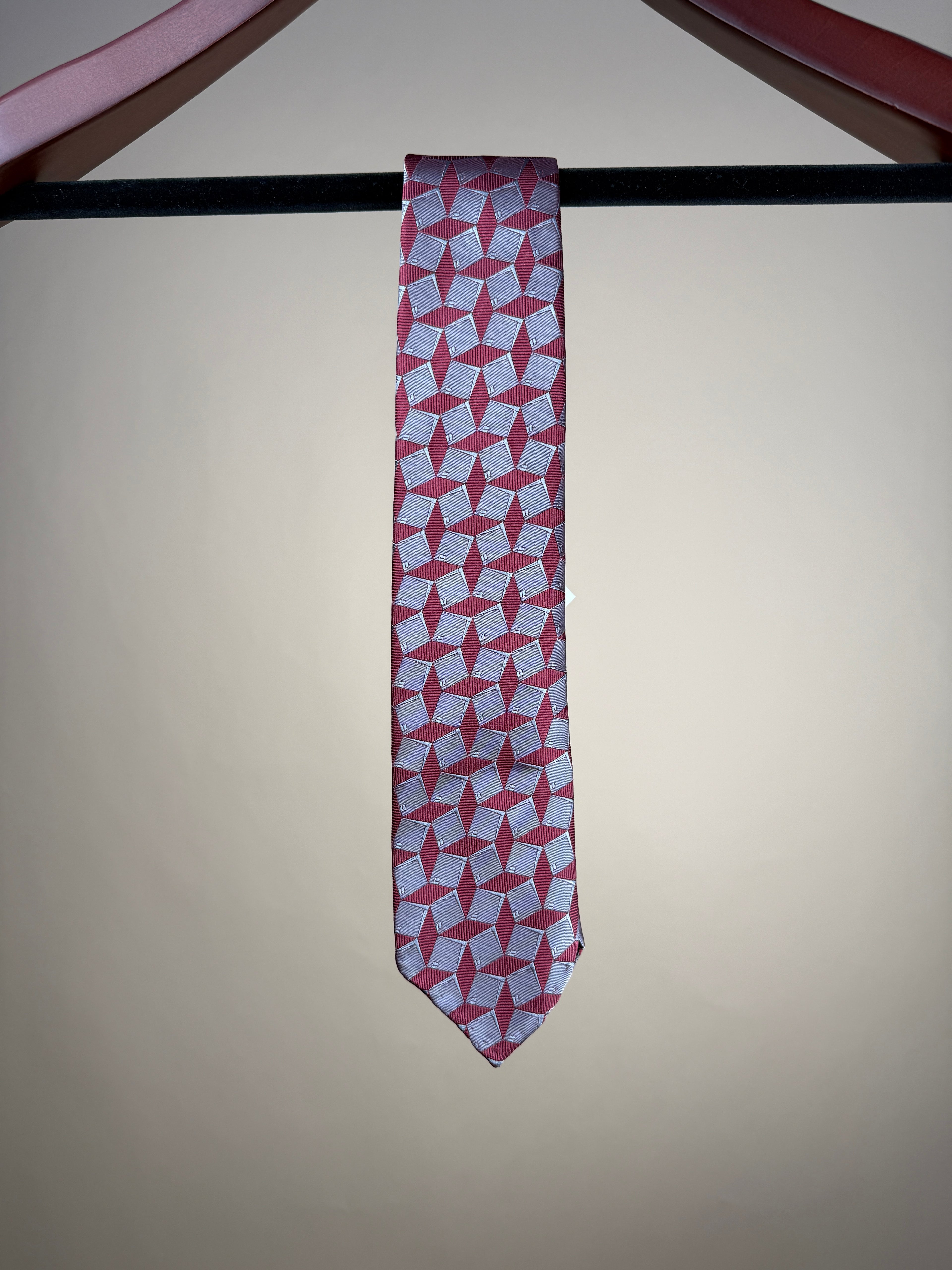 Geometric Untipped Tie - Red