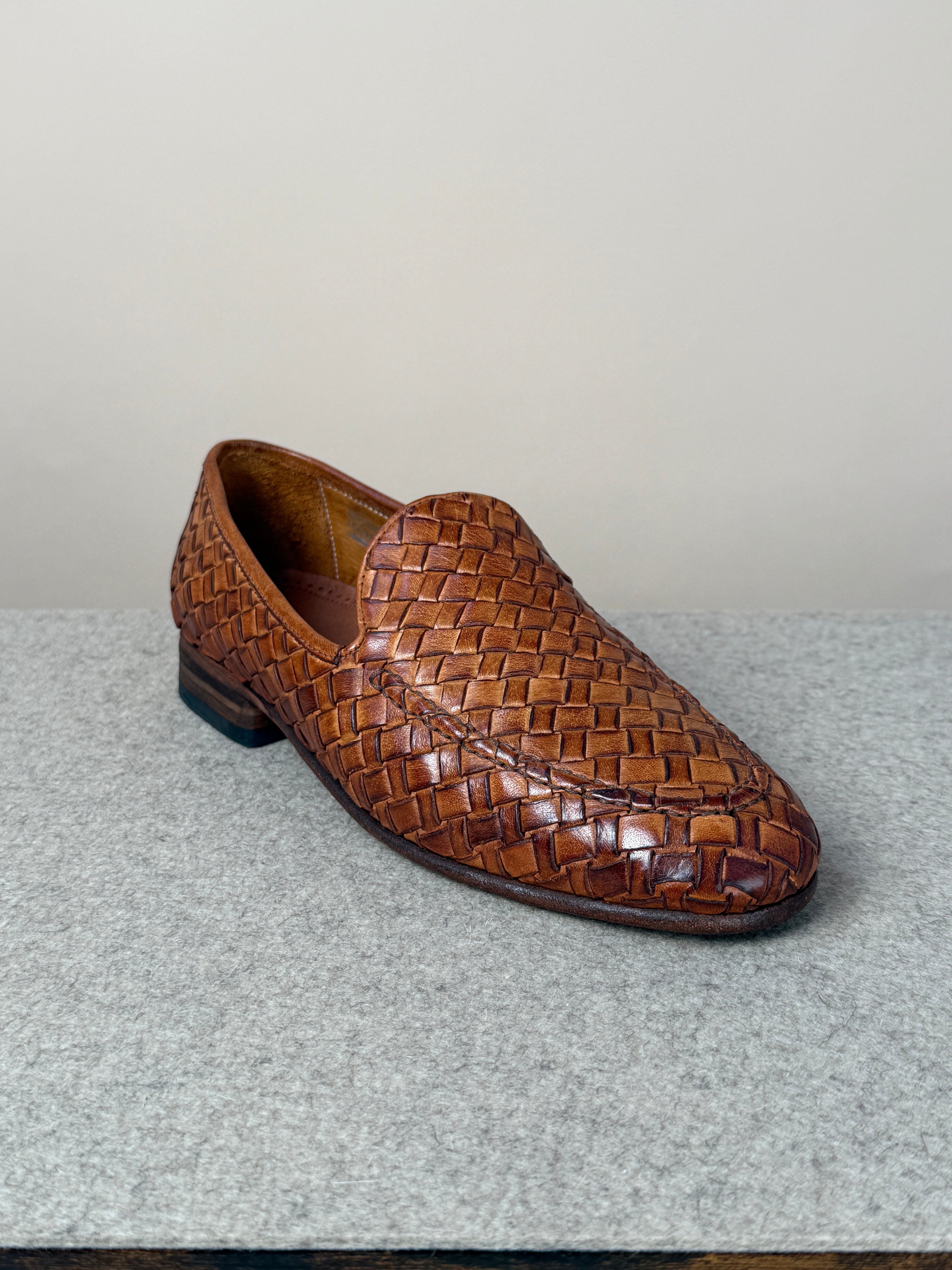 Mario Bemer Dolcevita woven leather loafer in cuoio, showcasing detailed craftsmanship and classic slip-on footwear design.