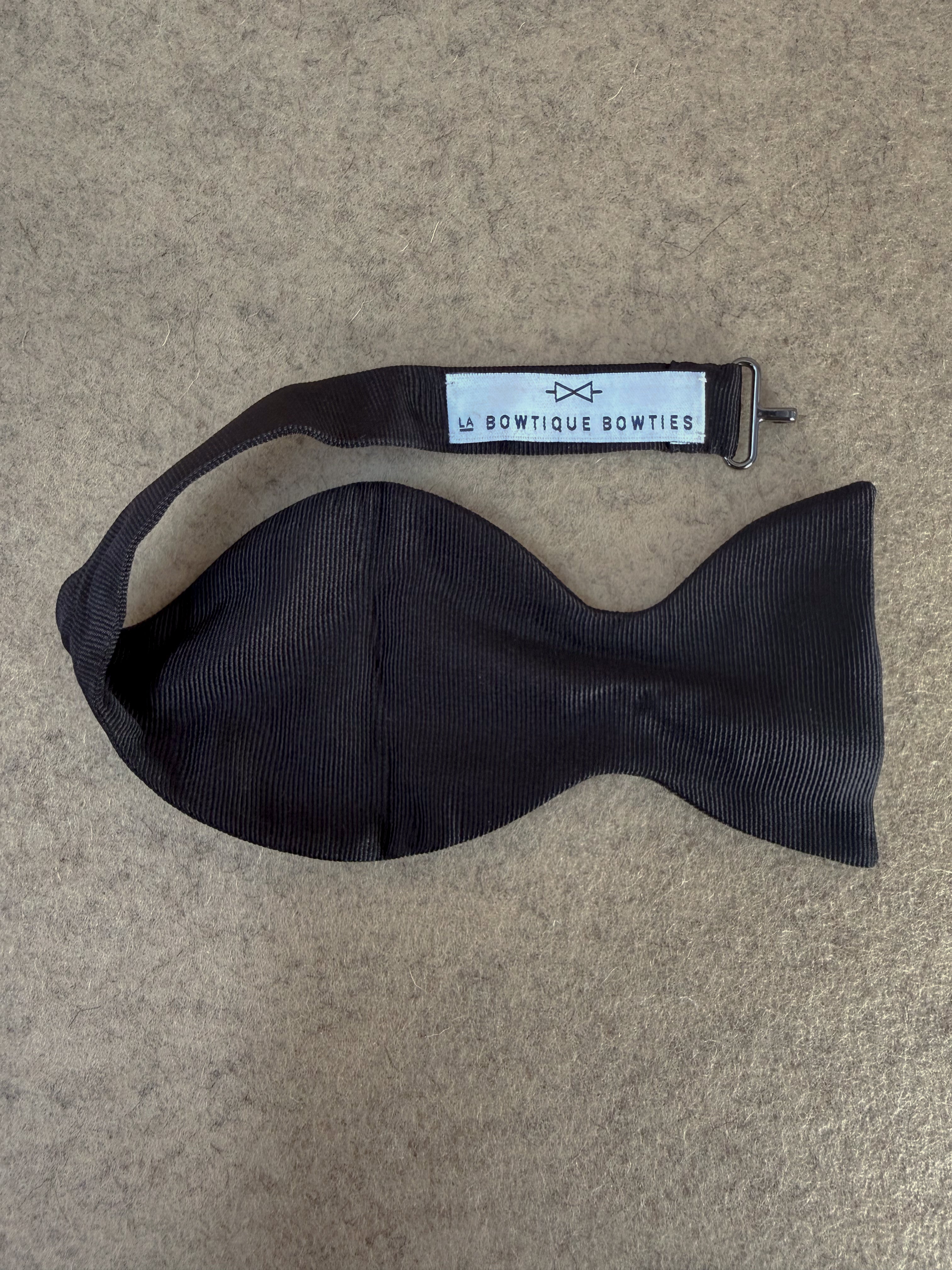 Crompton Medium Dropped Bow Tie - Black Silk Grosgrain