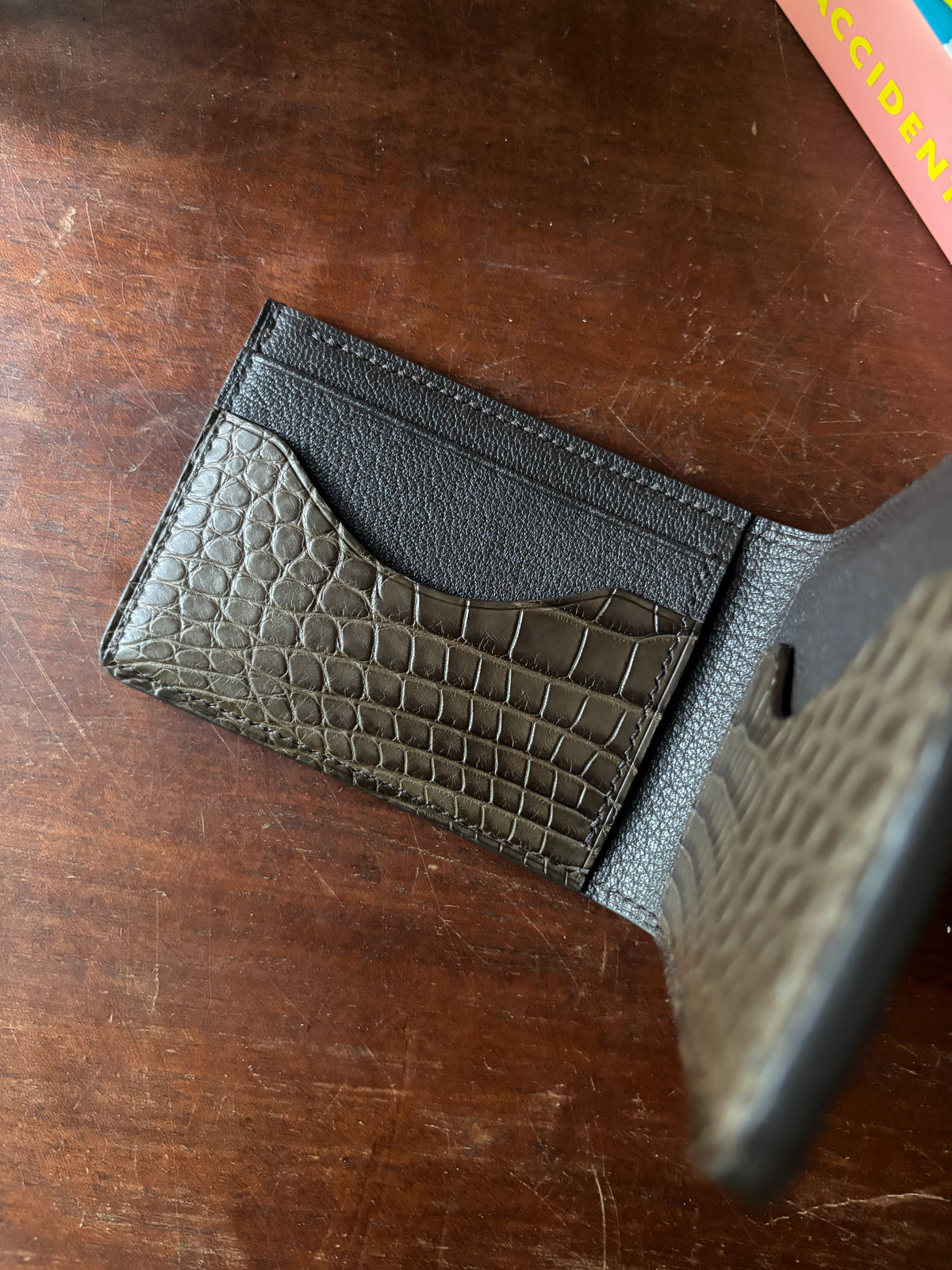 Billfold Wallet - Nicotine Alligator