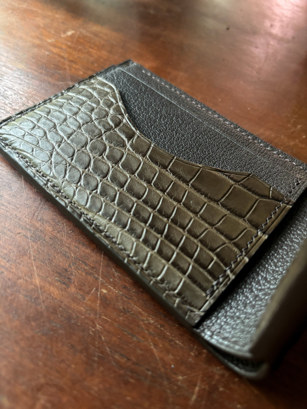 Billfold Wallet - Nicotine Alligator