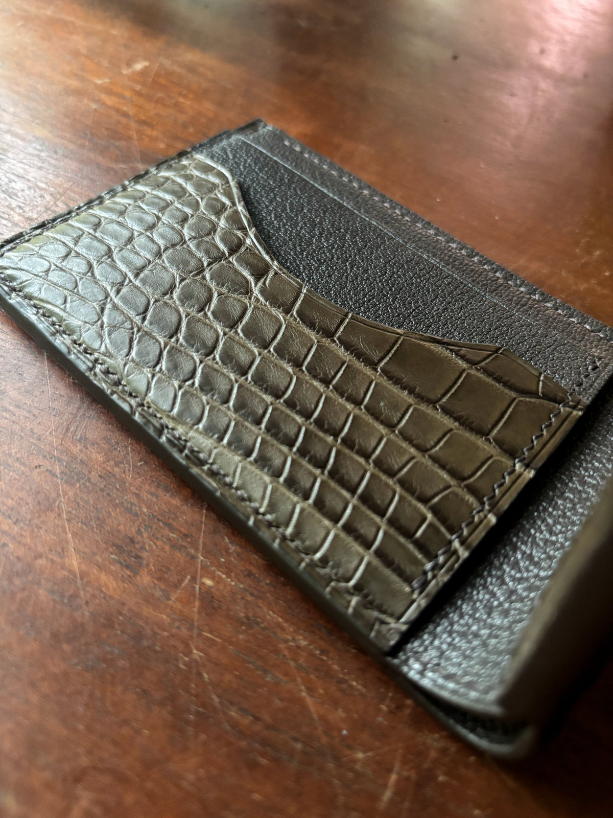 Billfold Wallet - Nicotine Alligator