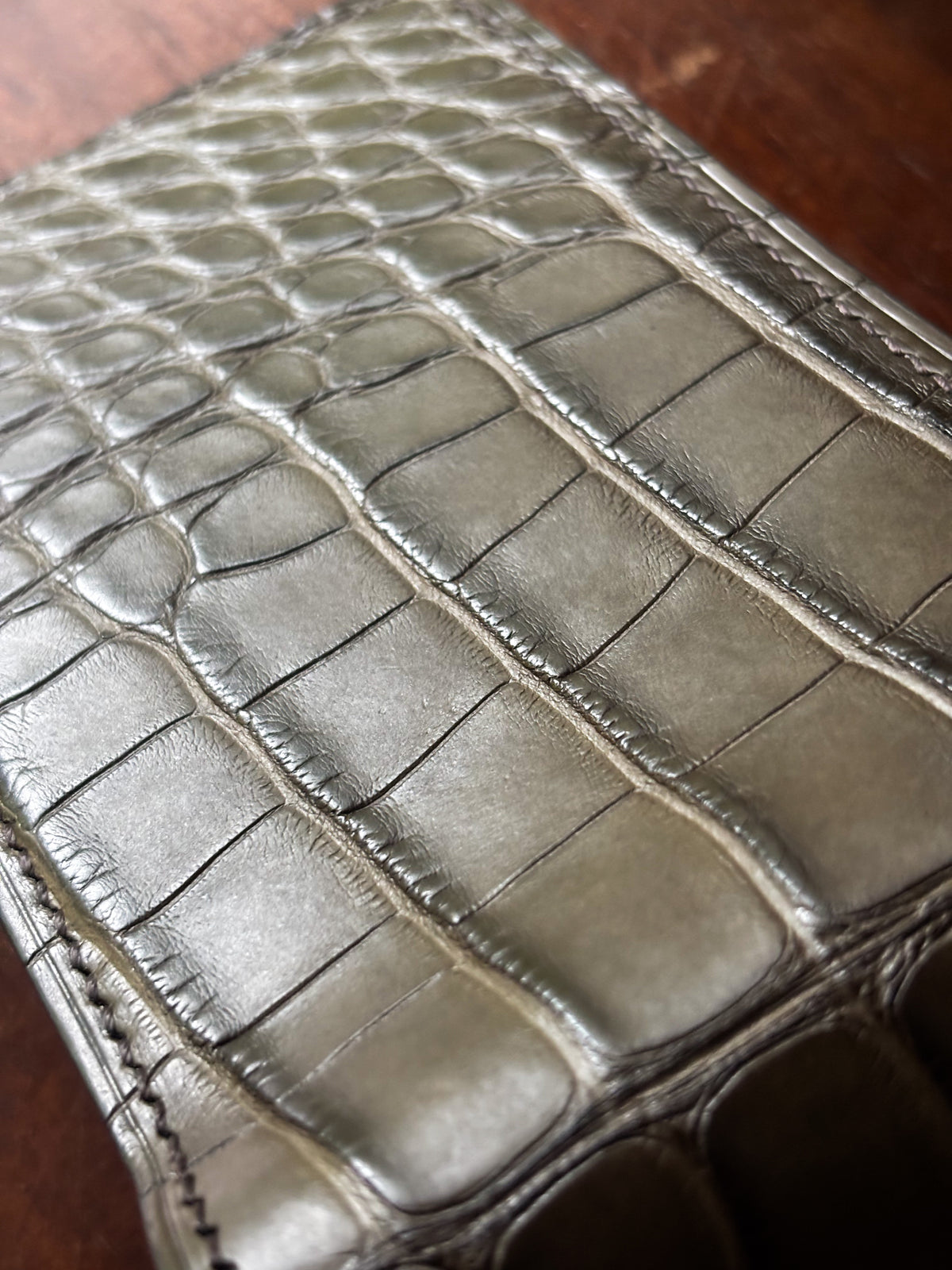 Billfold Wallet - Nicotine Alligator