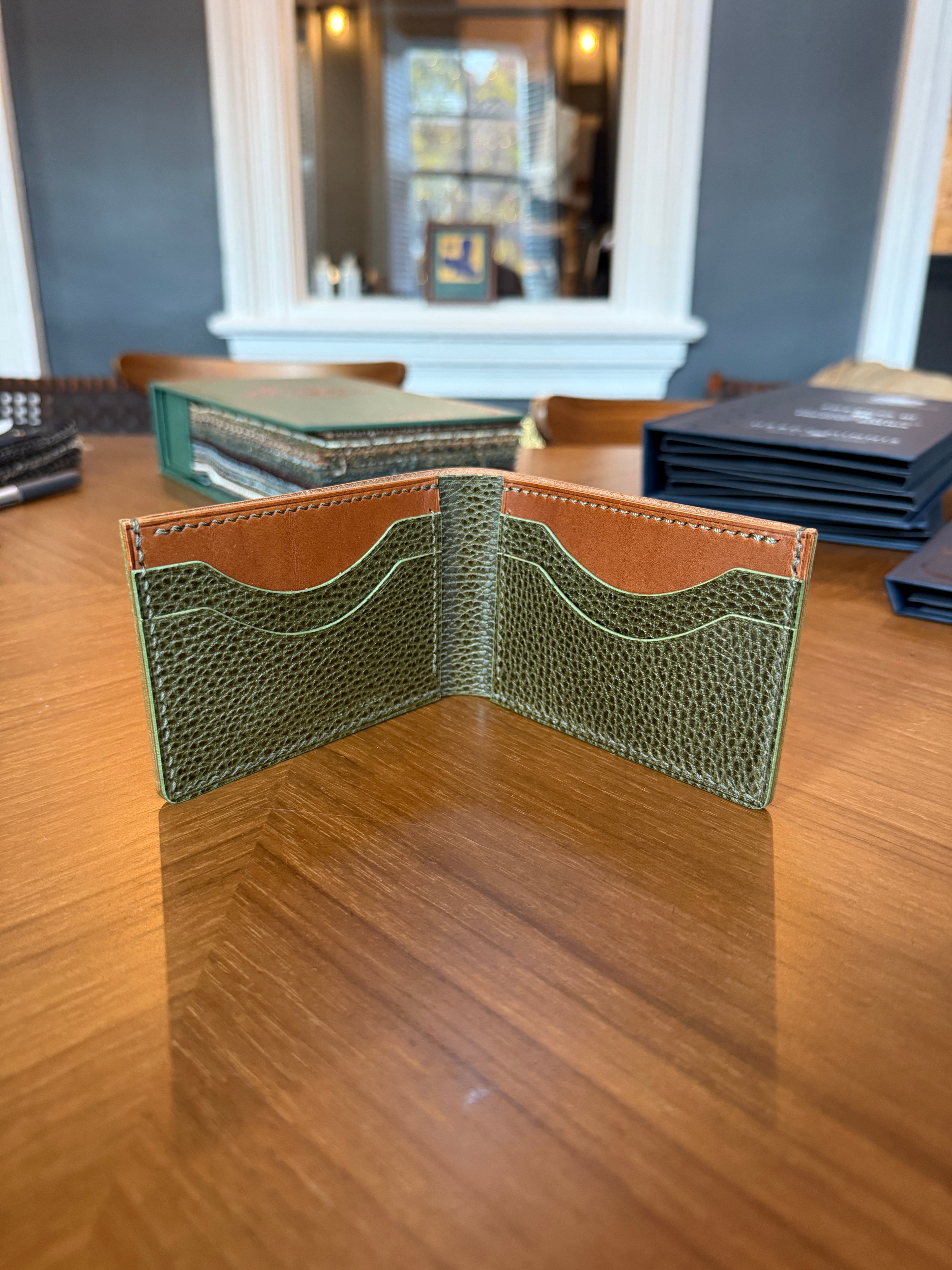 Billfold Wallet - Walnut/Olive Grain