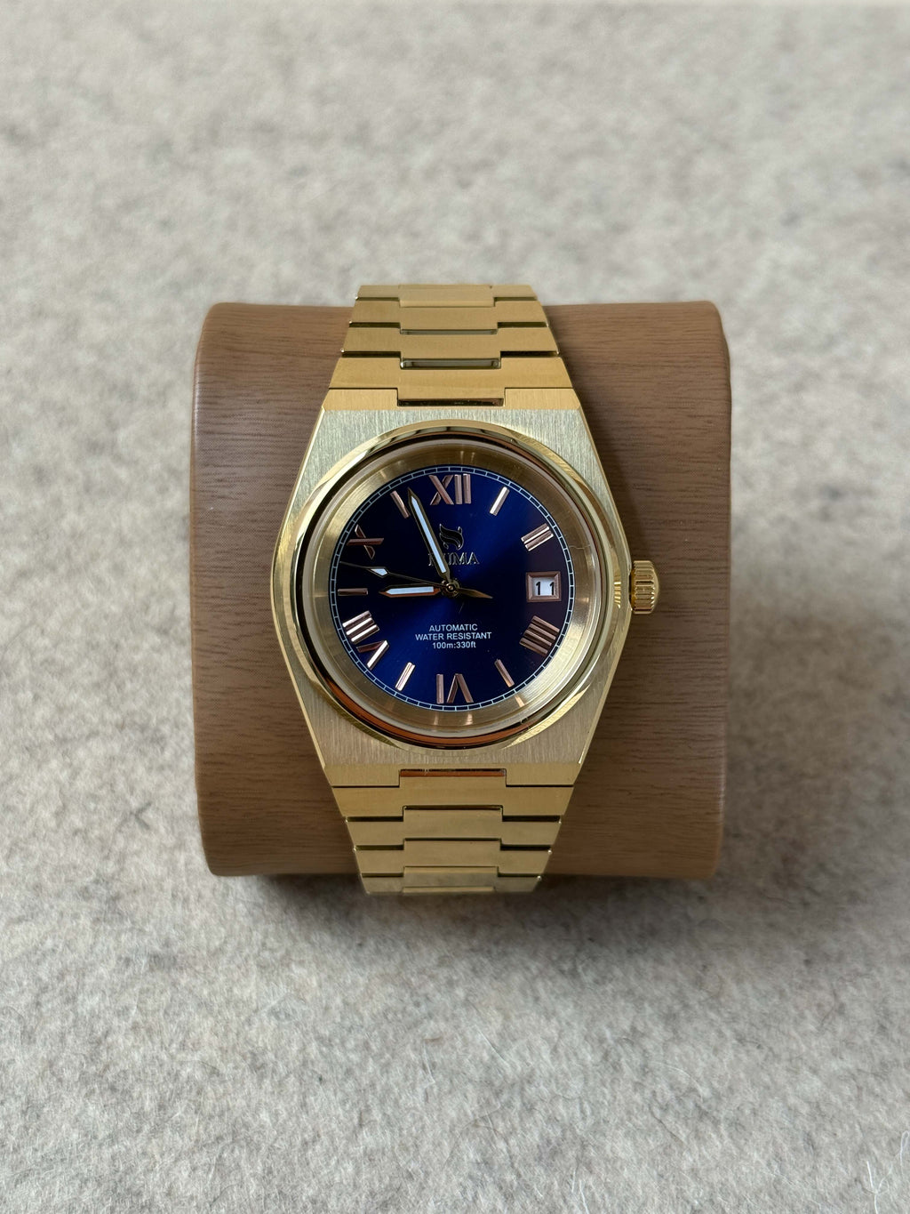 Close-up of the NUMA Ruah Regalis Watch showing its elegant face and strap, highlighting the accessories design and craftsmanship.