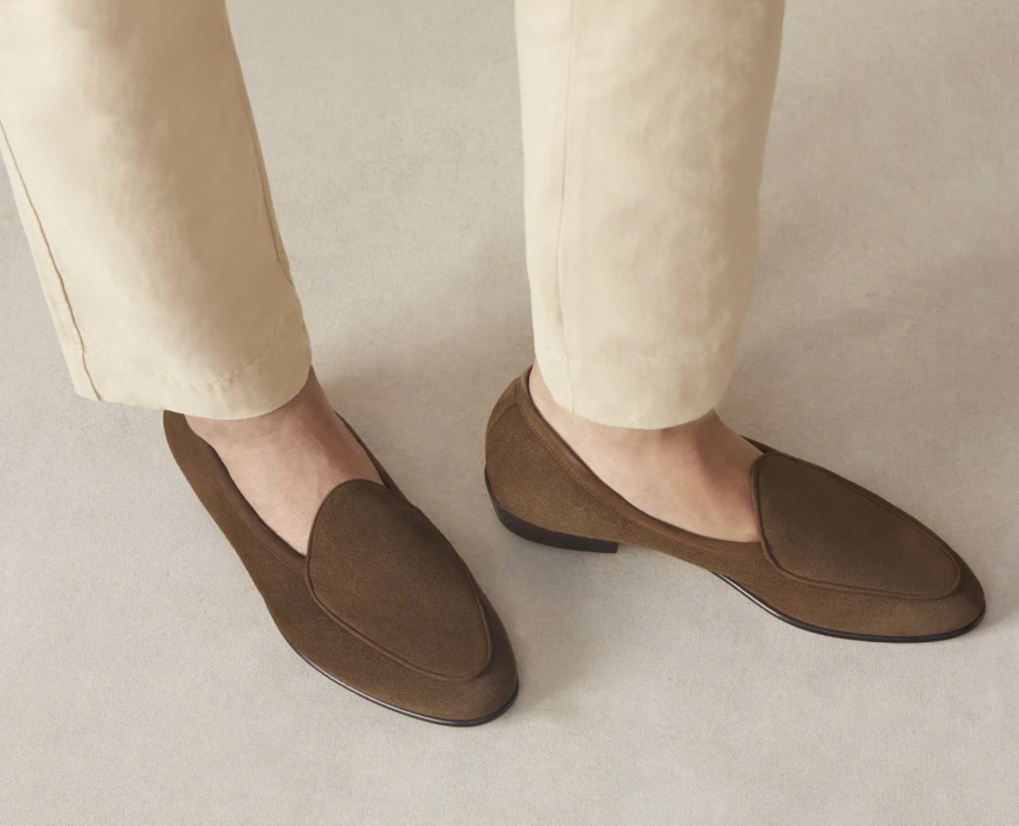 Sagan Classic Loafers - Olivine Suede