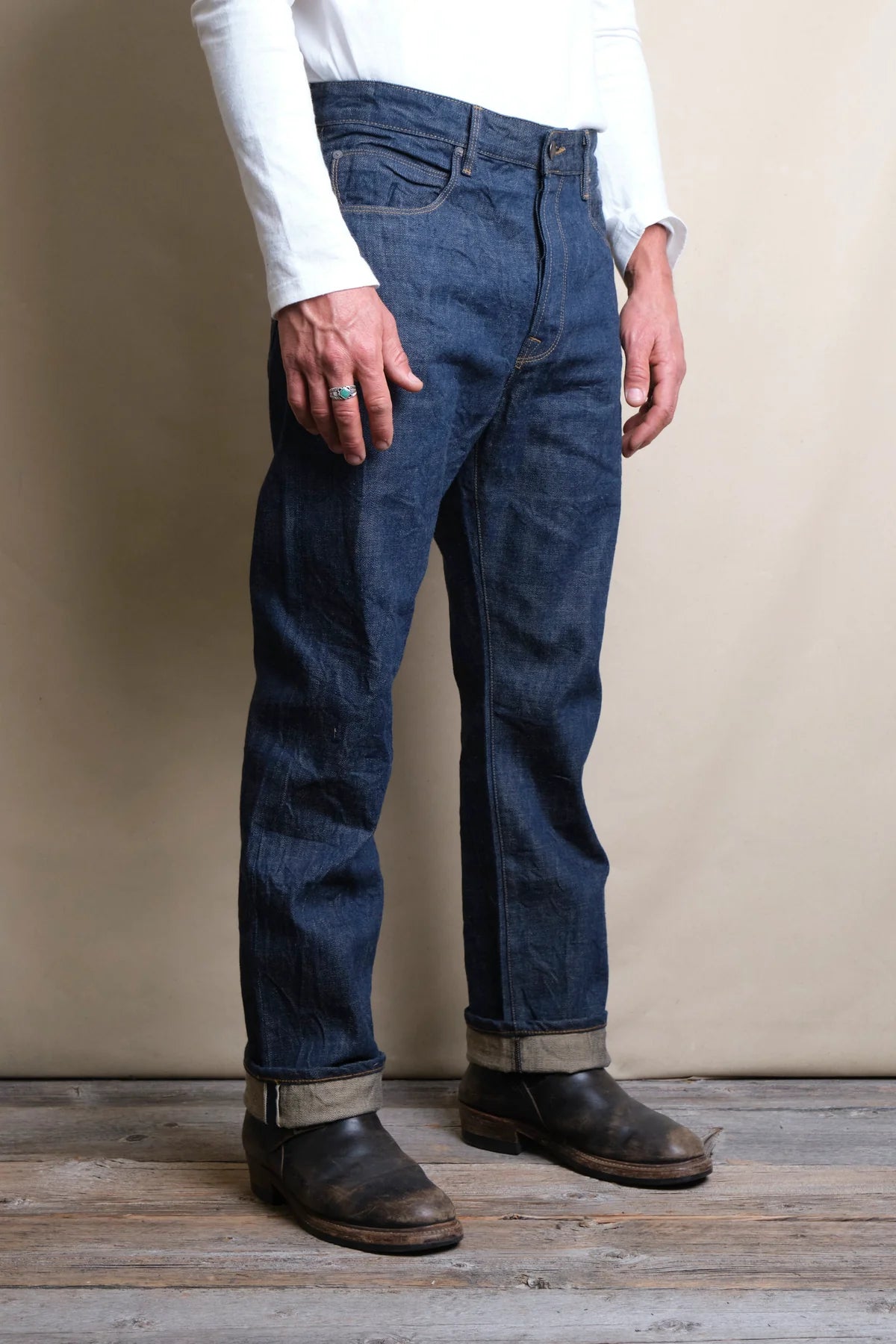 Freenote Belford straight 13 oz rinsed denim jeans displayed with front view, showcasing dark blue, slim fit, and classic denim details.