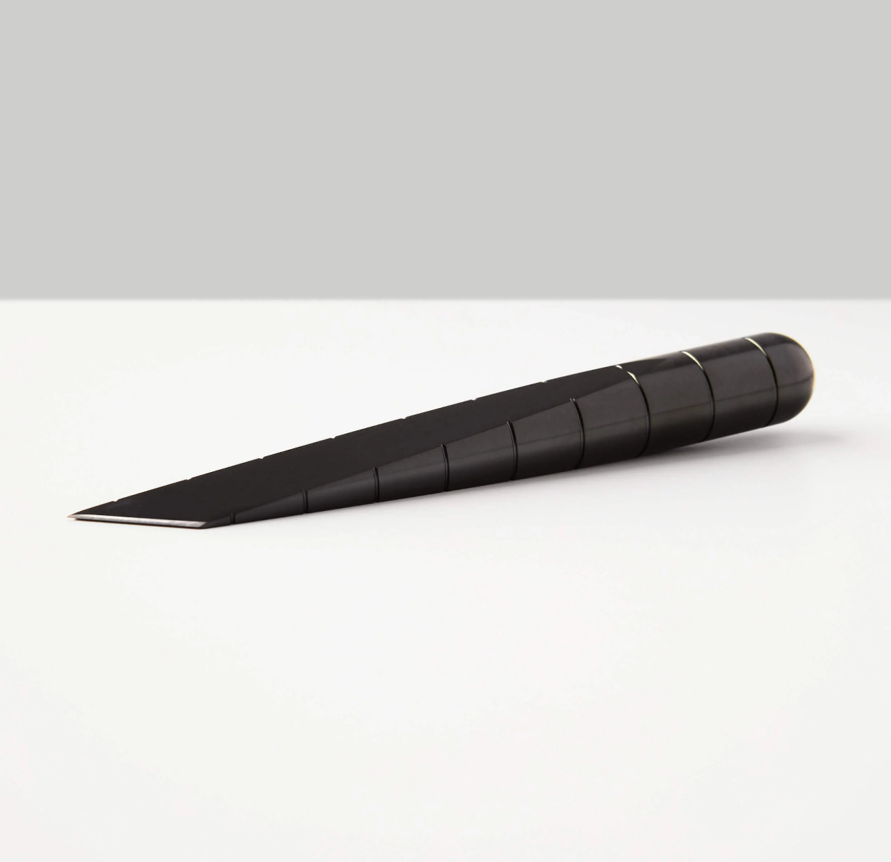 Desk Knife - Vapor Black