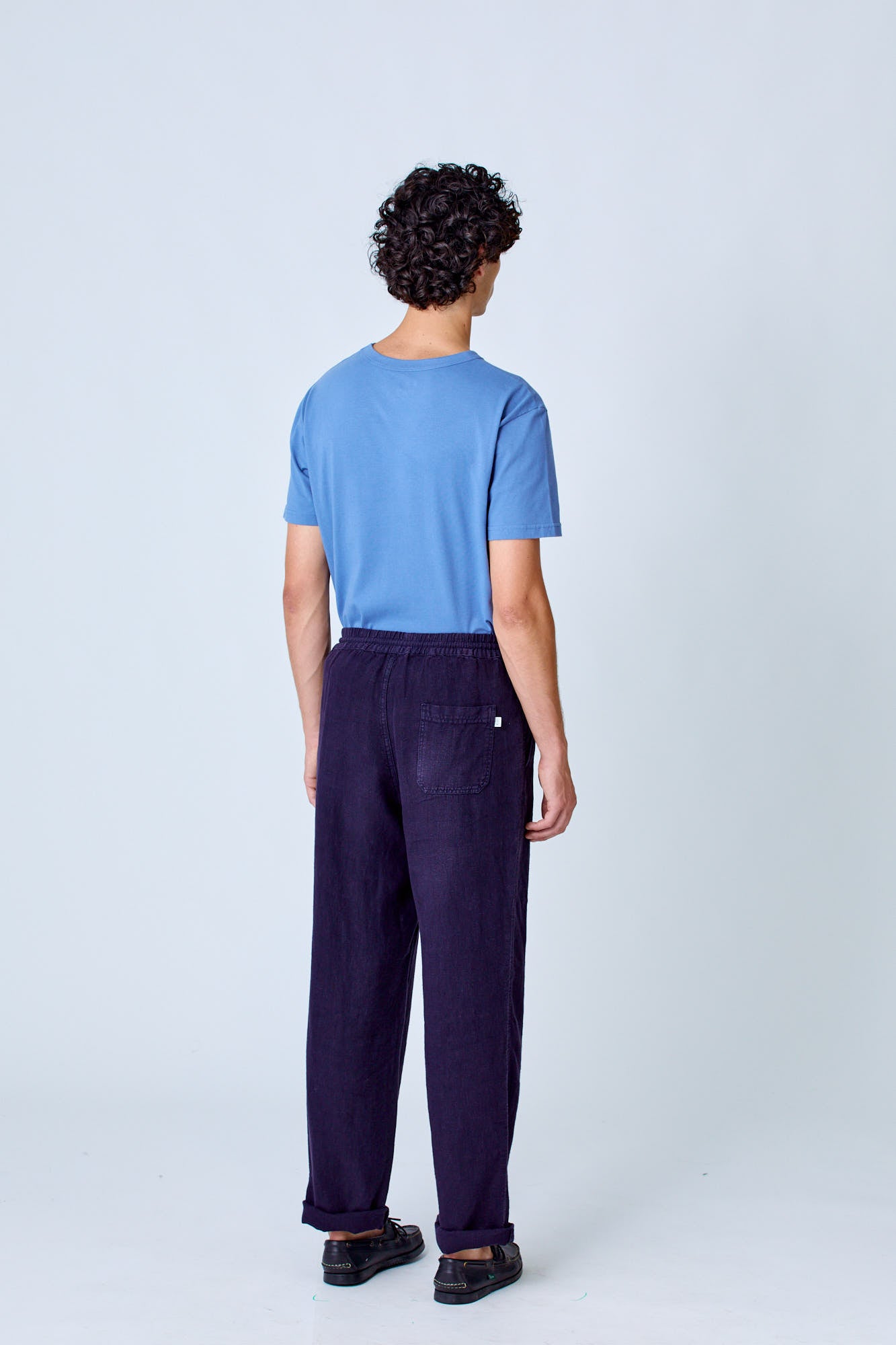 Dark navy Ponte Linen Lounge Pants by La Paz, showing a relaxed fit with smooth fabric and comfortable waistband.