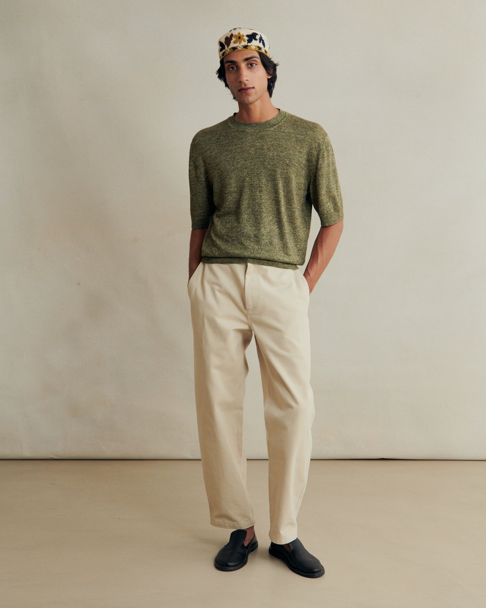 Linen knitted green tee shirt by De Bonne Facture, casual clothing with textured knit fabric and classic fit.