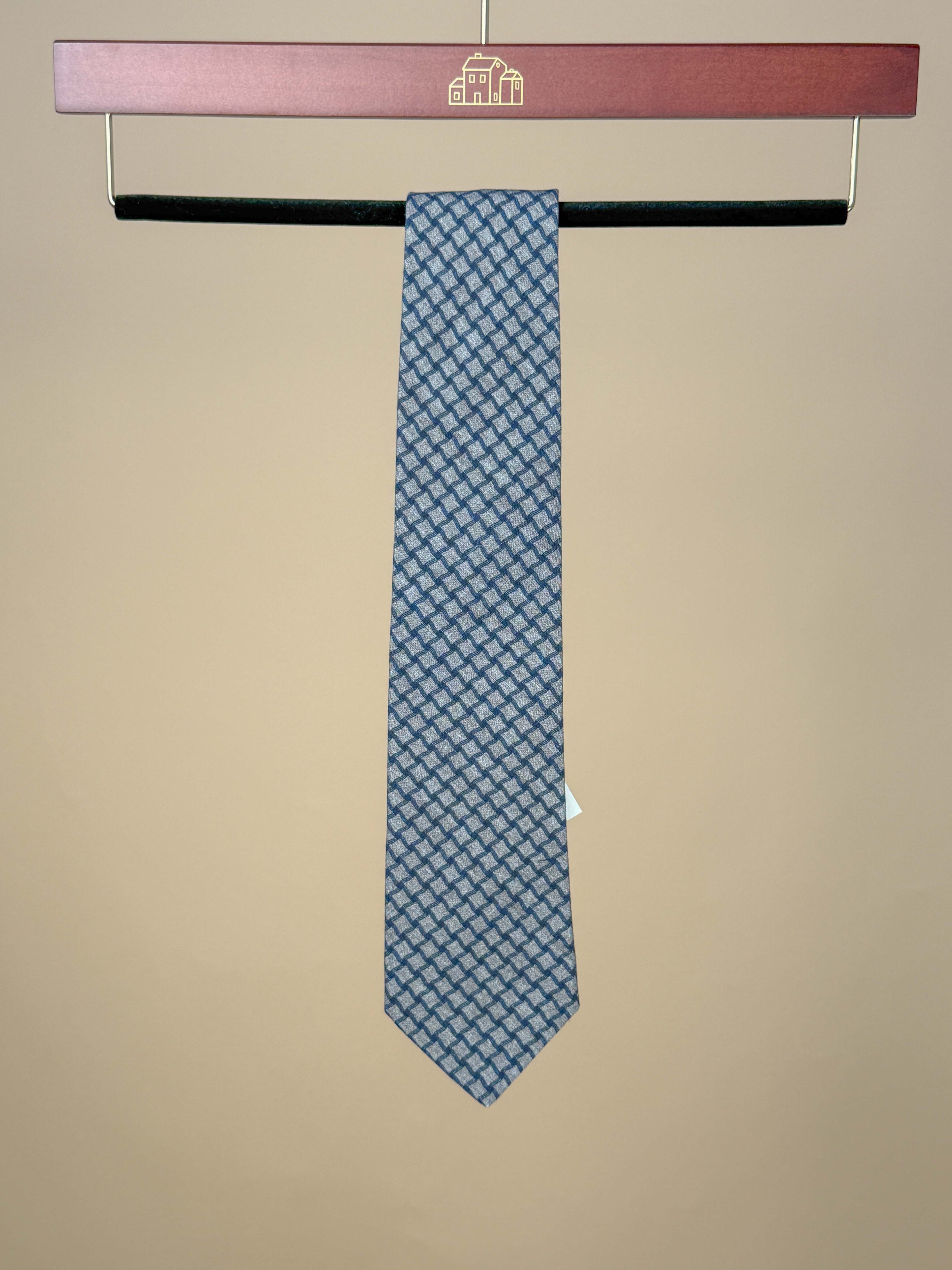 Wavy Grid Silk Tipped Tie - Gray/Blue