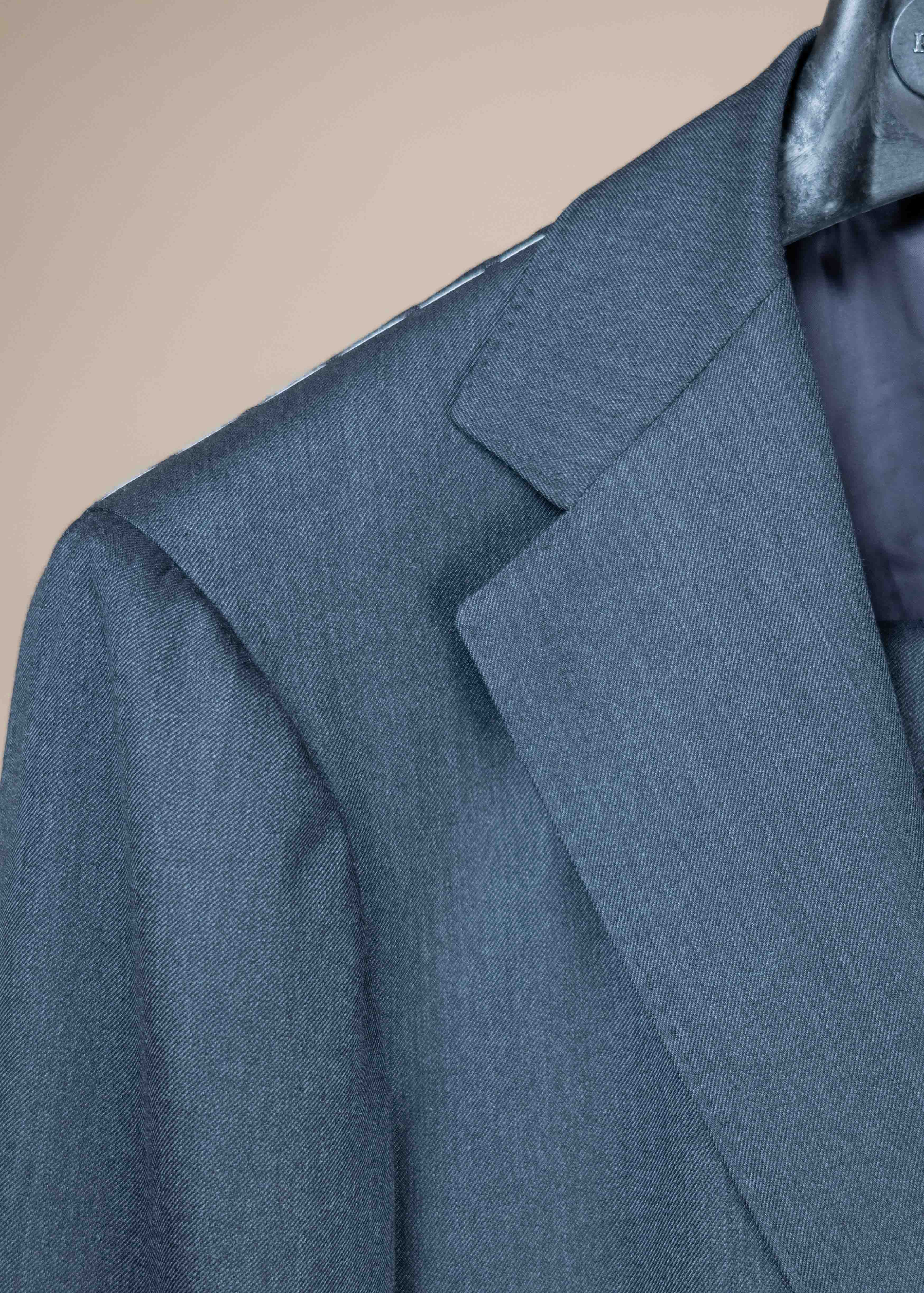Super 140’s Jackal WOOL SOUTAIN COLLAR Ring Jacket Super 140 Wool Single Breasted Suit - Charcoal – Old