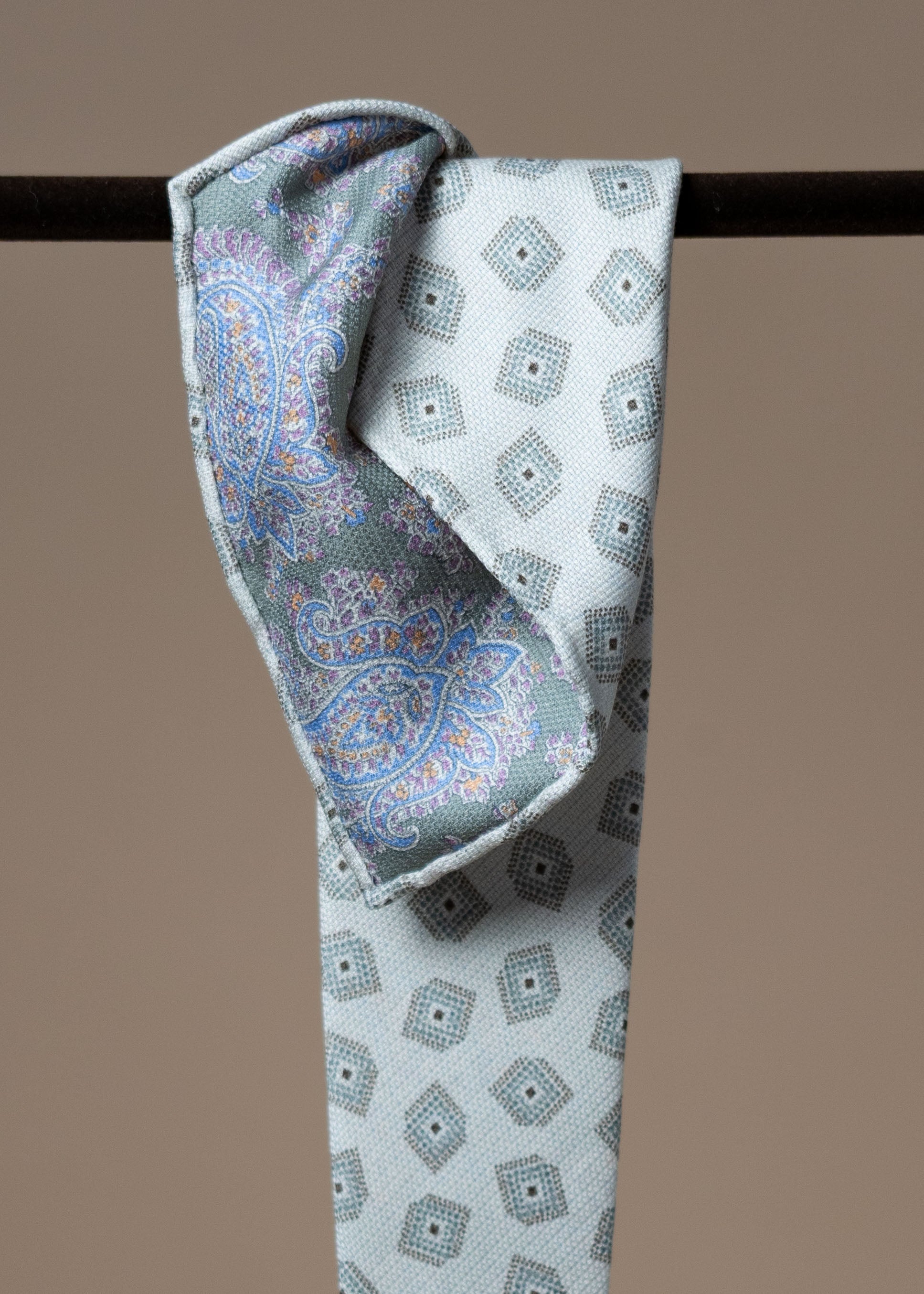 Silk Double Sided Motif Tie - White/Mint