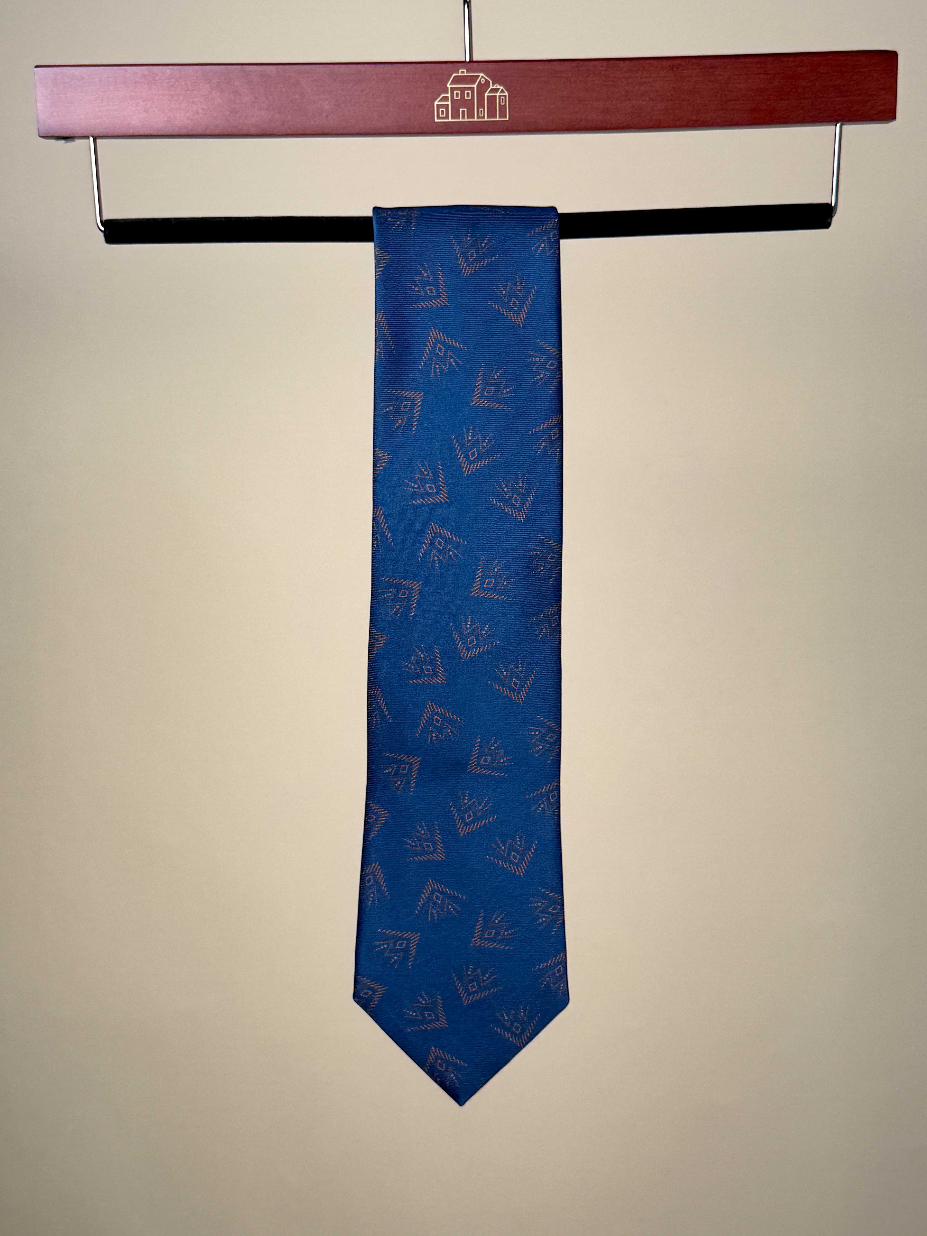 Arrow Motif Silk Tipped Tie - Blue/Orange